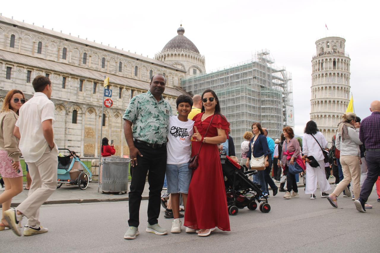 Gagan singhania and family